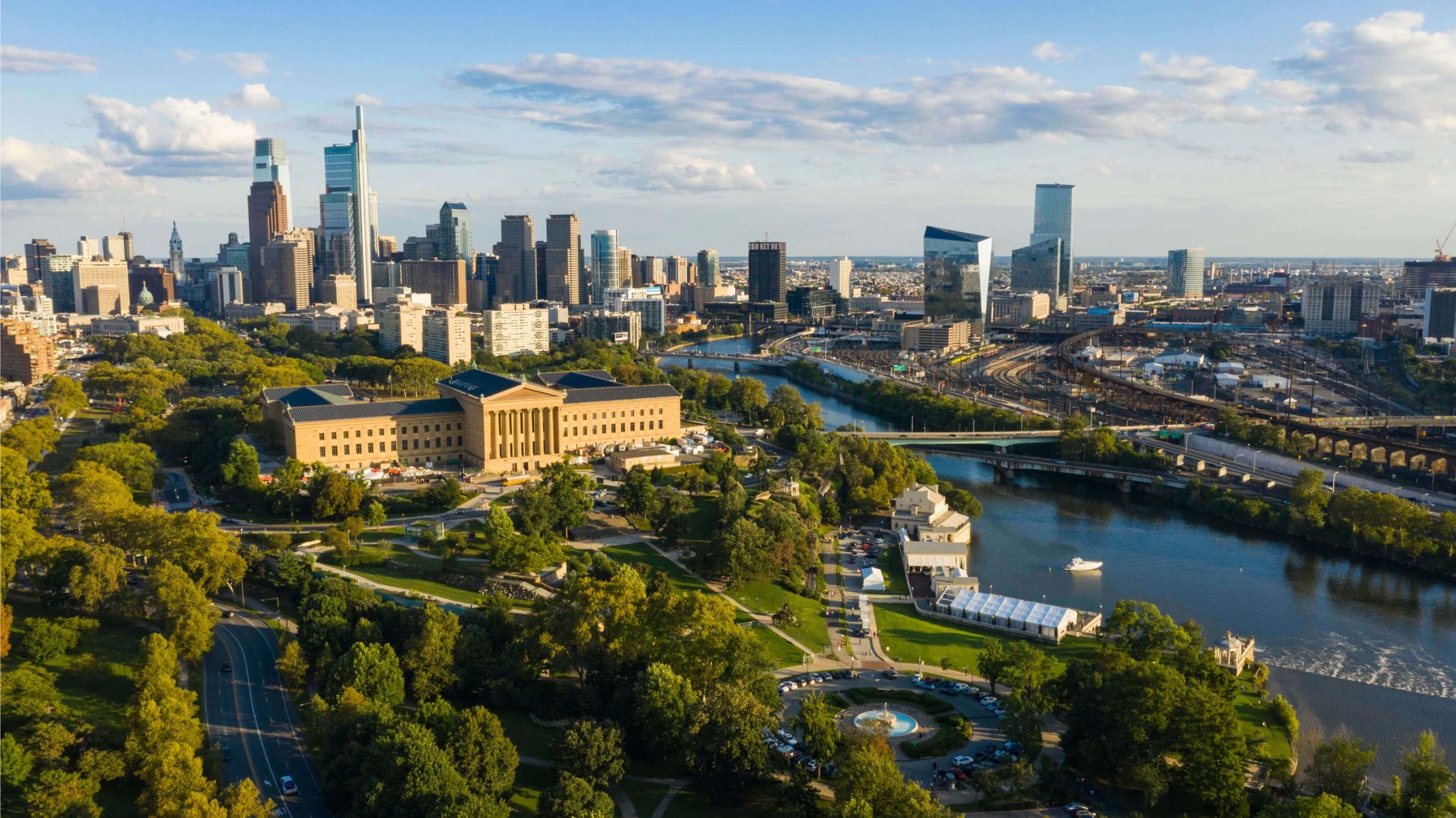 Philadelphia skyline and Art Museum